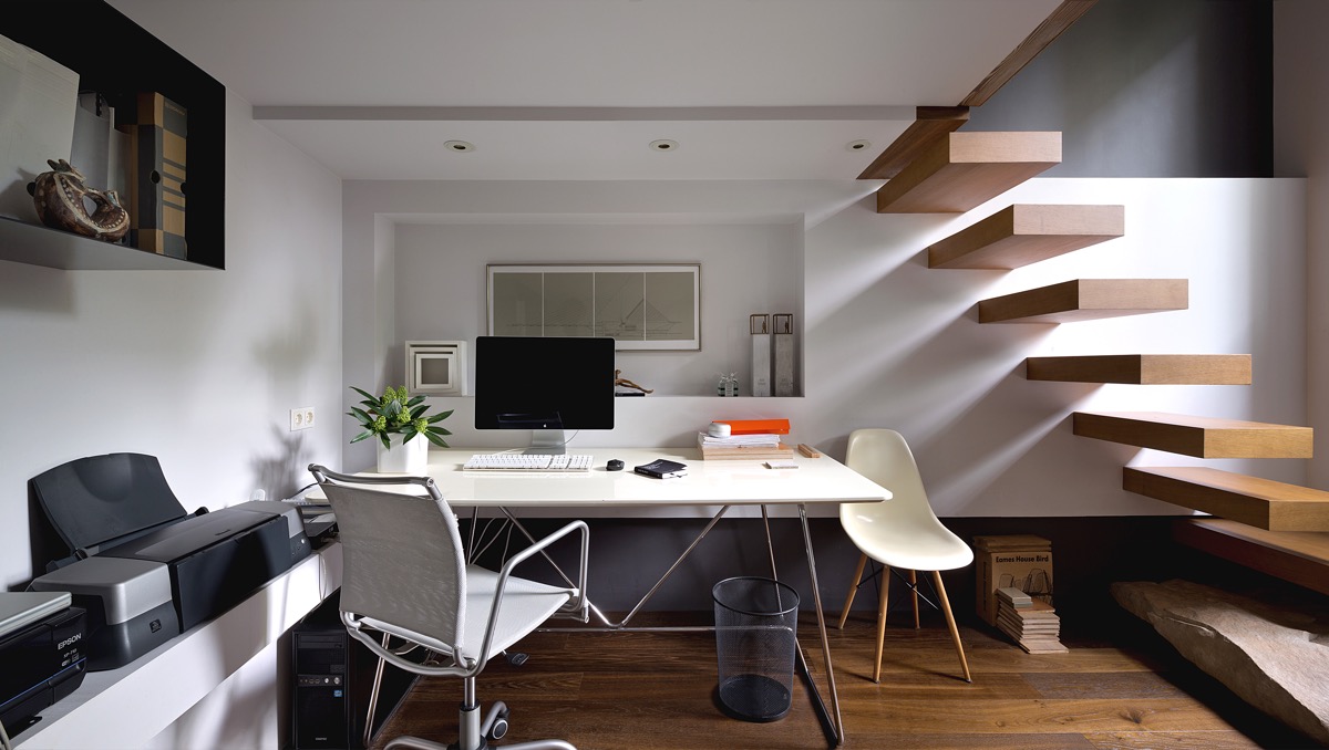     17 |     Architect: Olha Wood